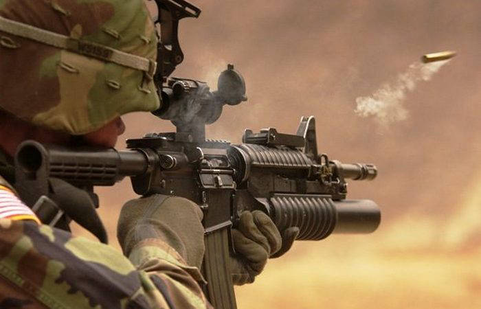 Gunshot wound: the speed of the bullet is 2 700 km/h. Gunshot wound: bullet speed is 2,700 km/h.