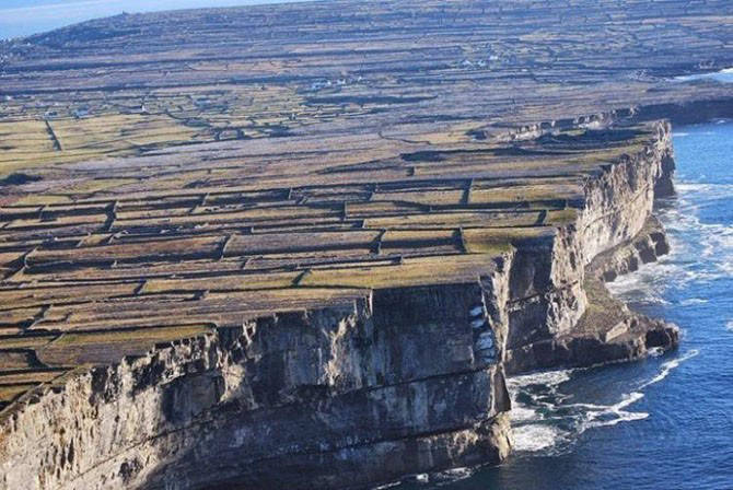 アイルランドの石壁（15枚の写真）