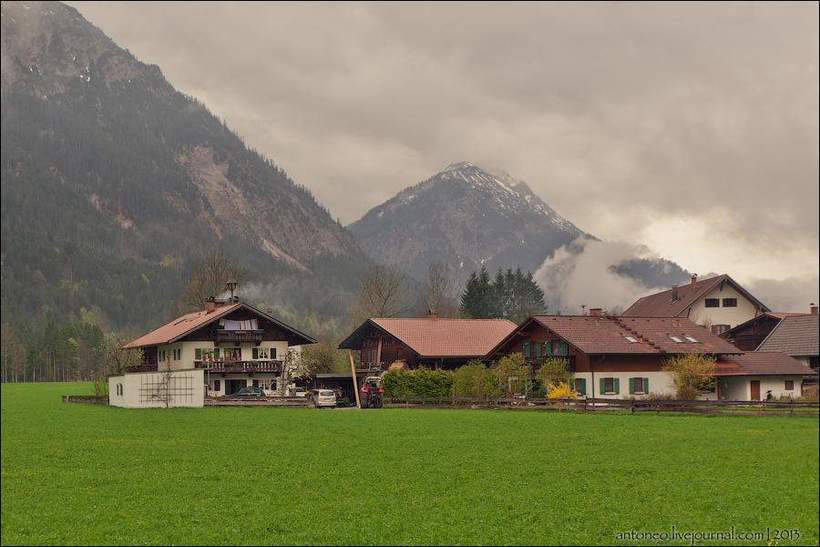 35 фото альпийской деревни Обераммергау, в которой каждый дом — произведение живописи