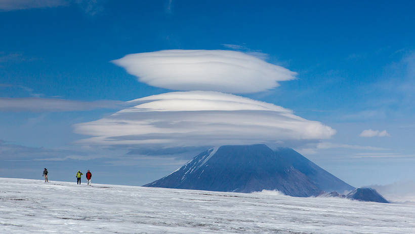 Краса на межі фантастики: де можна побачити лінзовидні хмари Красота на грани фантастики: где можно увидеть линзовидные облака