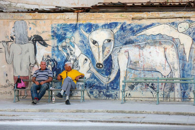 Колоритные снимки яркой, современной уличной жизни в Гаване 