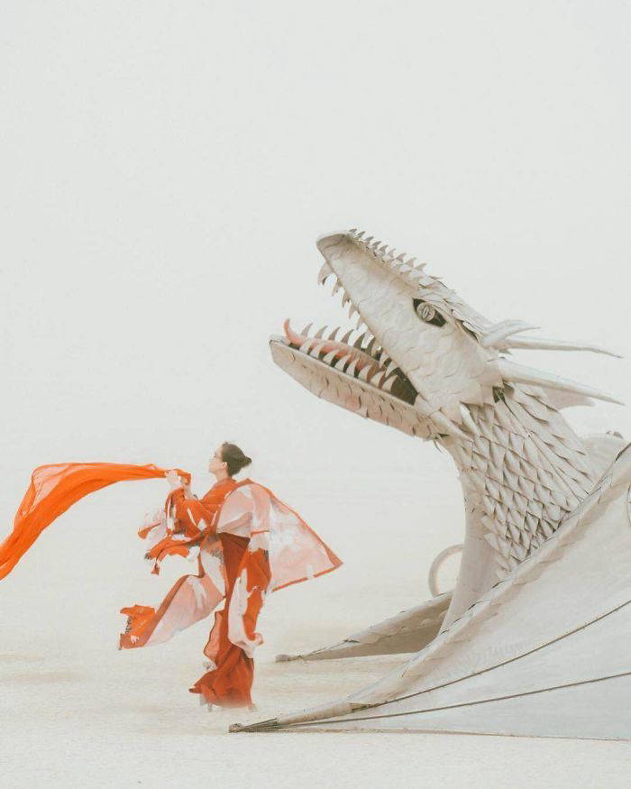 Самые крутые снимки с сумасшедшего и чудесного фестиваля Burning Man 2018 Самые крутые снимки с сумасшедшего и чудесного фестиваля Burning Man 2018