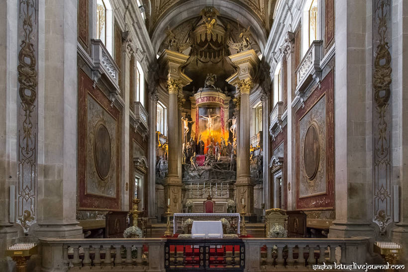 Лестница к Богу: Святилище Милосердного Христа на Голгофе Лестница к Богу: Святилище Милосердного Христа на Голгофе