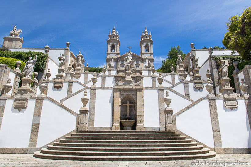 Лестница к Богу: Святилище Милосердного Христа на Голгофе Лестница к Богу: Святилище Милосердного Христа на Голгофе