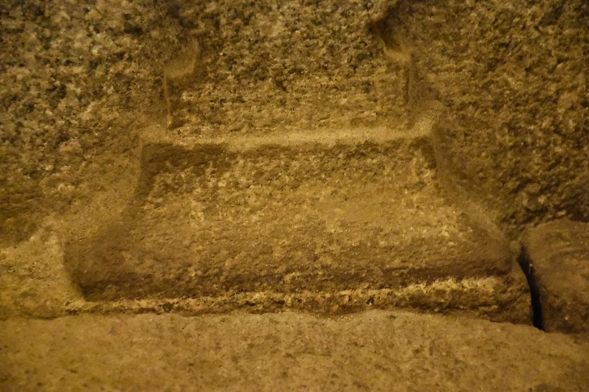 Фракийские гробницы Болгарии: Александрово, Казанлык и тайные склепы вокруг Свиленграда