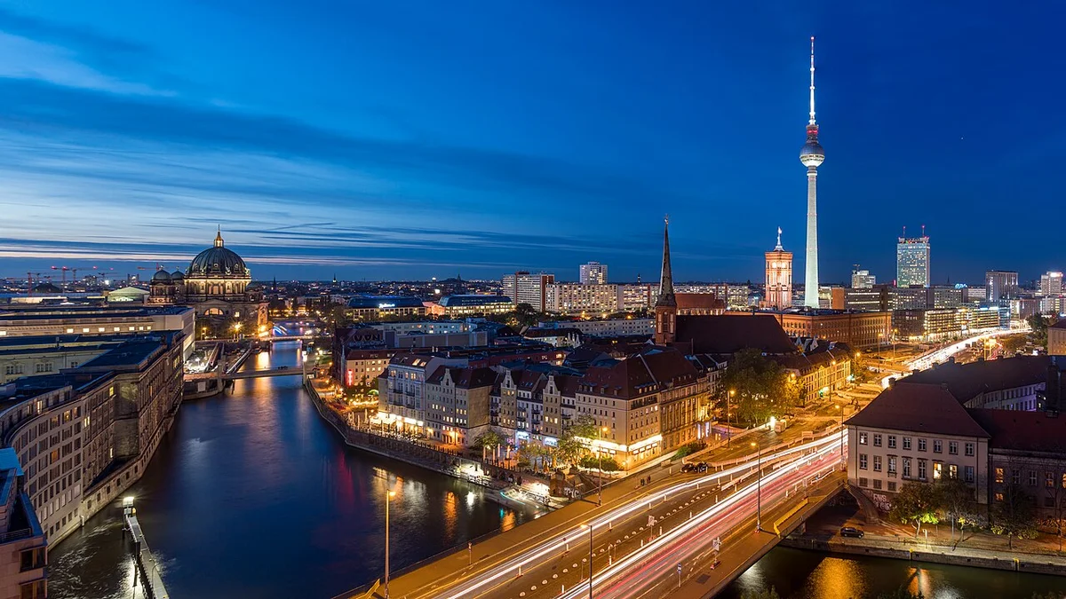 Берлін: де Бранденбурзькі ворота символізують пам’ять про розділену Німеччину