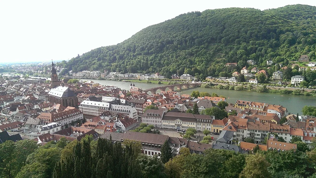 Ринкова площа Гейдельберга з Церквою Святого Духа