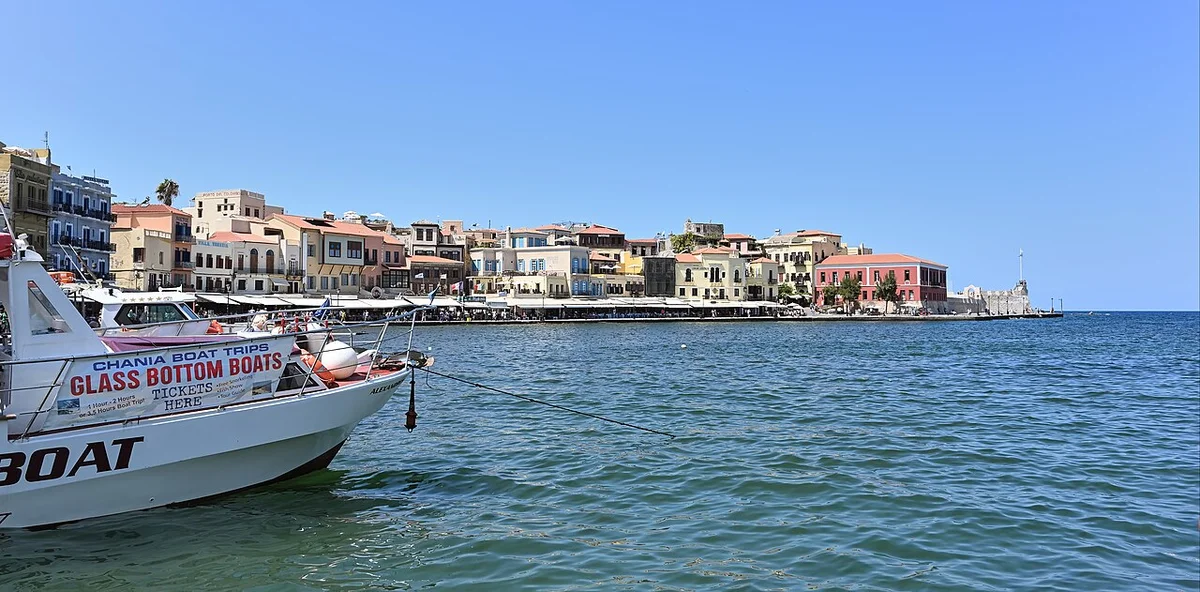 The Egyptian lighthouse of Khánia against the sunset