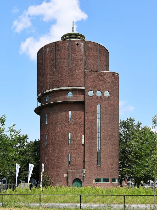 Фасад городской ратуши Бреды XVI века в стиле Возрождения