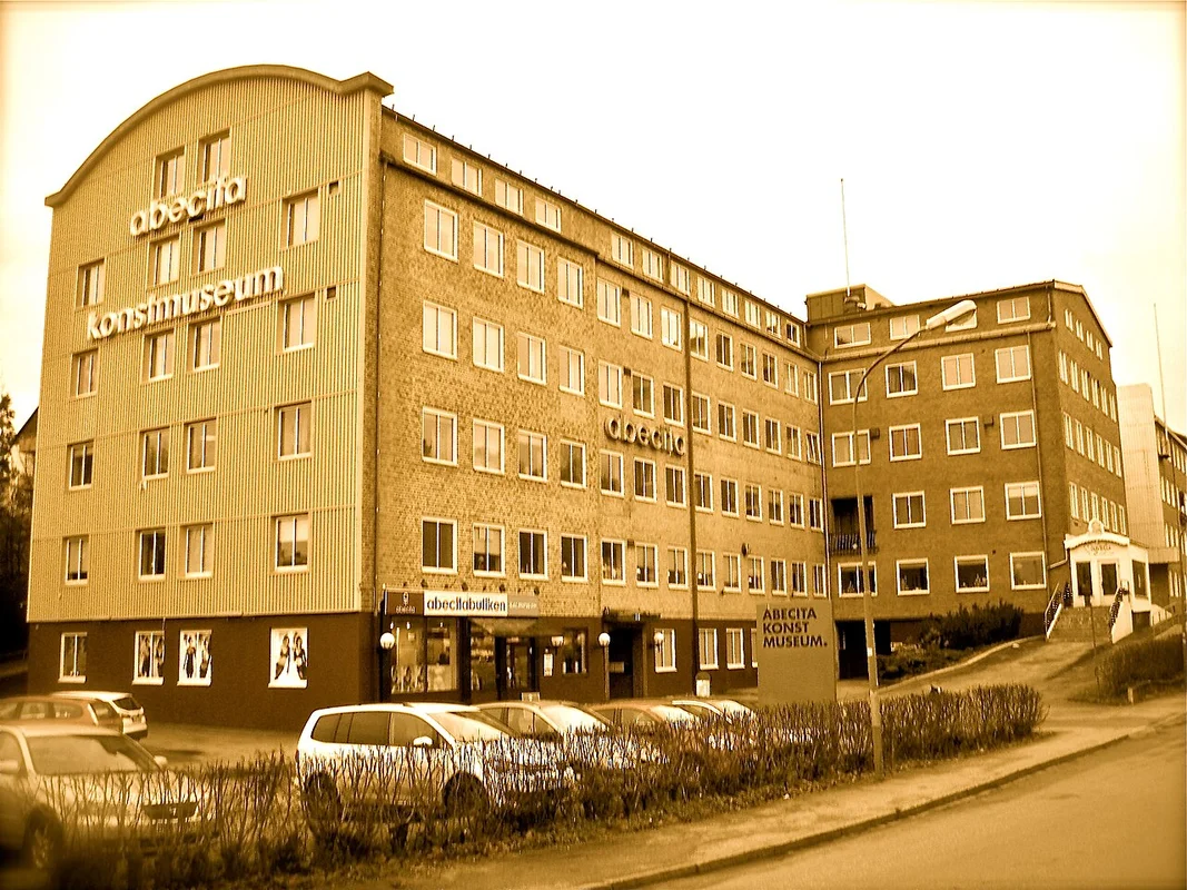 Текстильный город Борос: уличное искусство и фабрики моды в Швеции