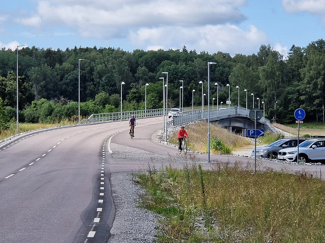 Интерьер кафедрального собора Вестероса с готическими сводами