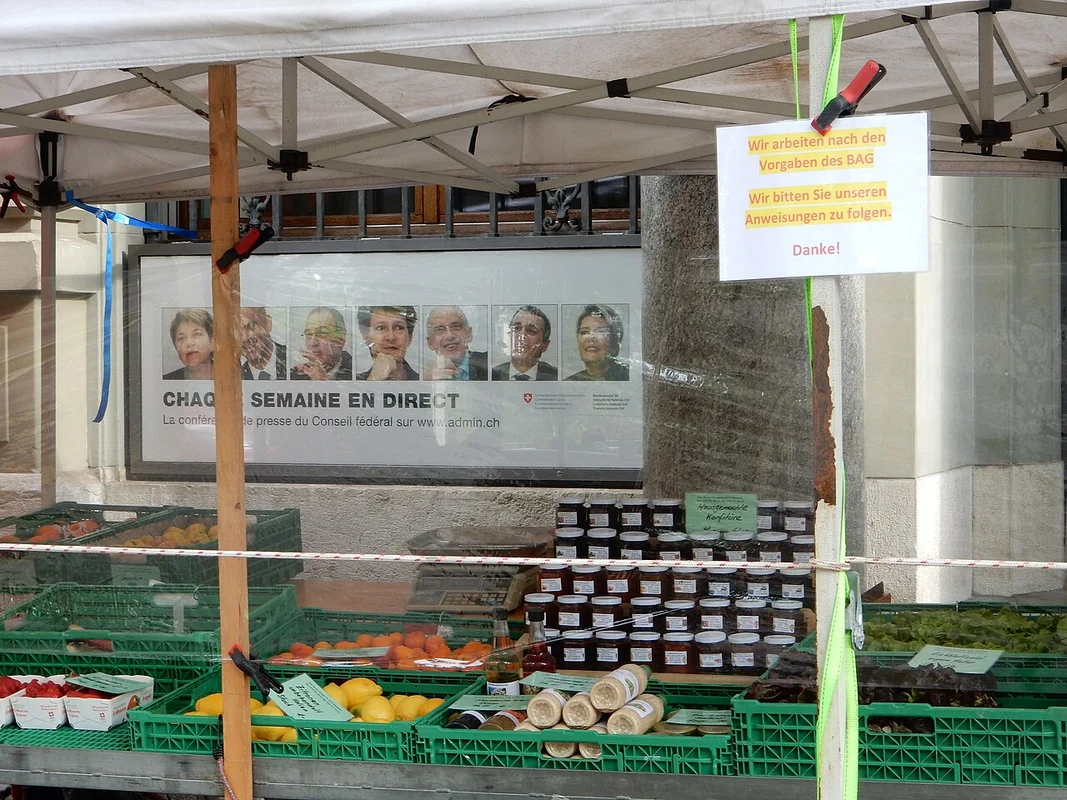 Часовая башня Zeitglockenturm в историческом центре Берна