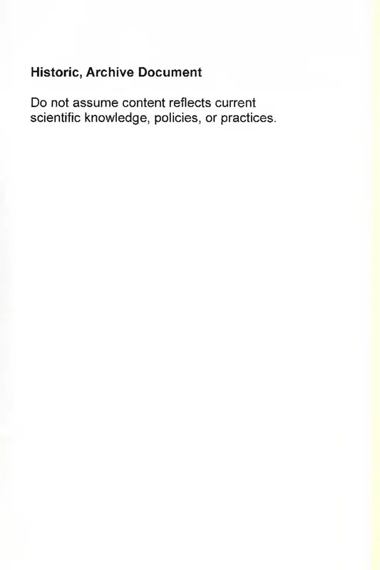 Исторический фонтан в стиле XVIII века в парке Александрия