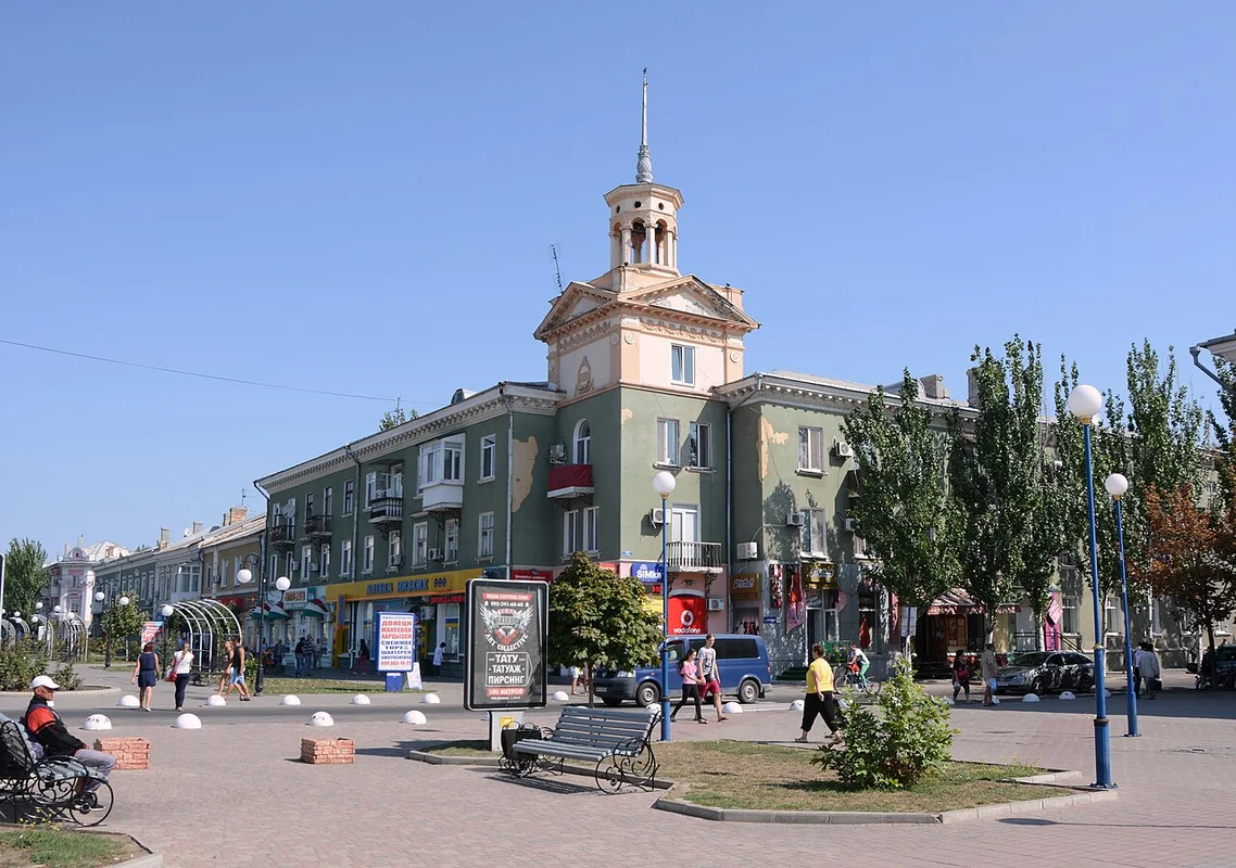 Бердянськ та Азовське море: мілководдя, багнюка та сонце – путівник для туристів