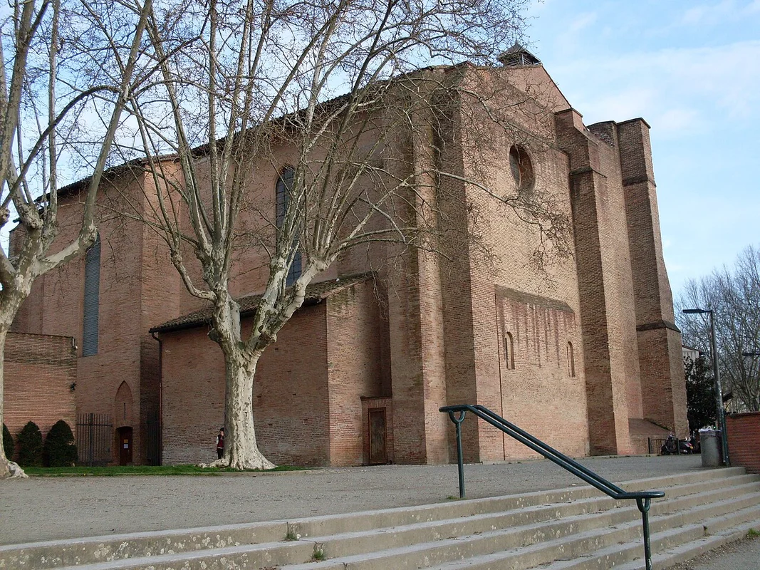 Андреевская церковь архитектора Растрелли на вершине холма