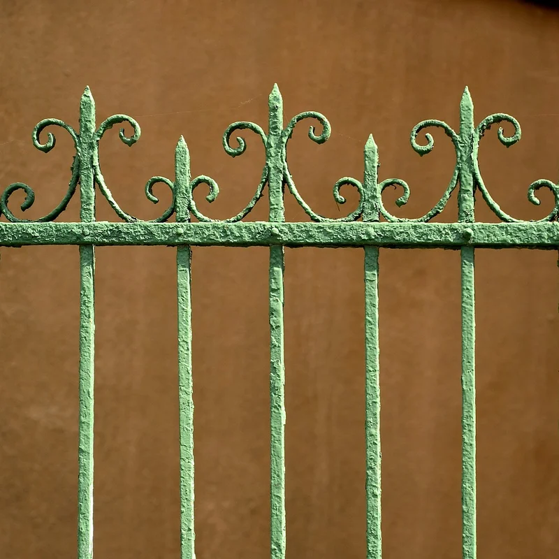 Интерьер кофейни Копальня кави во Львове, стилизованный под шахту