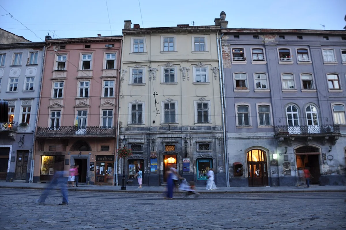 Итальянский дворик в каменнице Корнякта во Львове