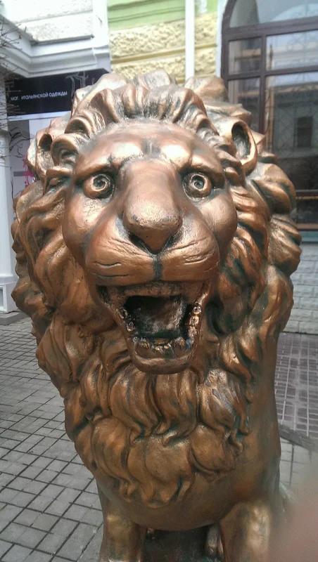 Parque de la residencia Kochubey, con robles y tilos centenarios