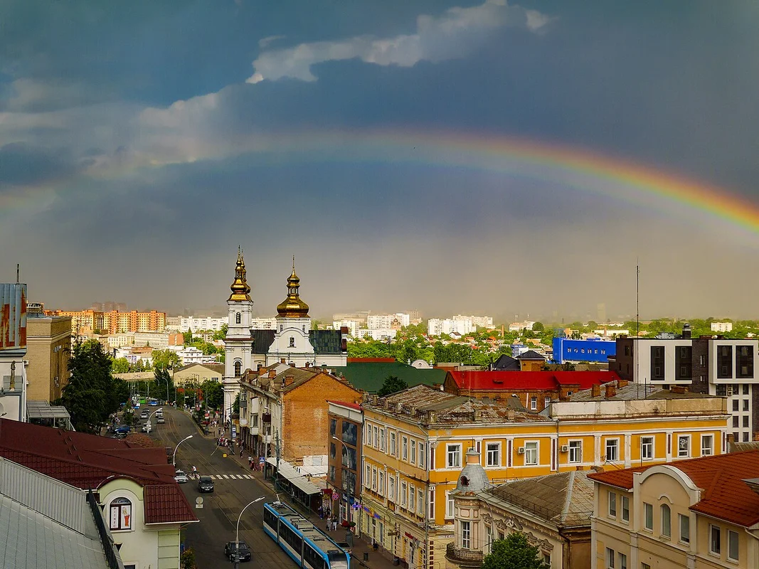 Фонтан Roshen в Виннице: светомузыкальное шоу на набережной Южного Буга