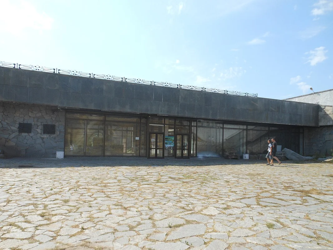 Хортица и Запорожская Сечь: как добраться, что смотреть и сколько стоит