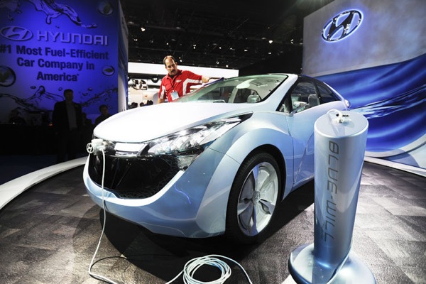 Hyundai Blue Will plug-in hybrid concept
