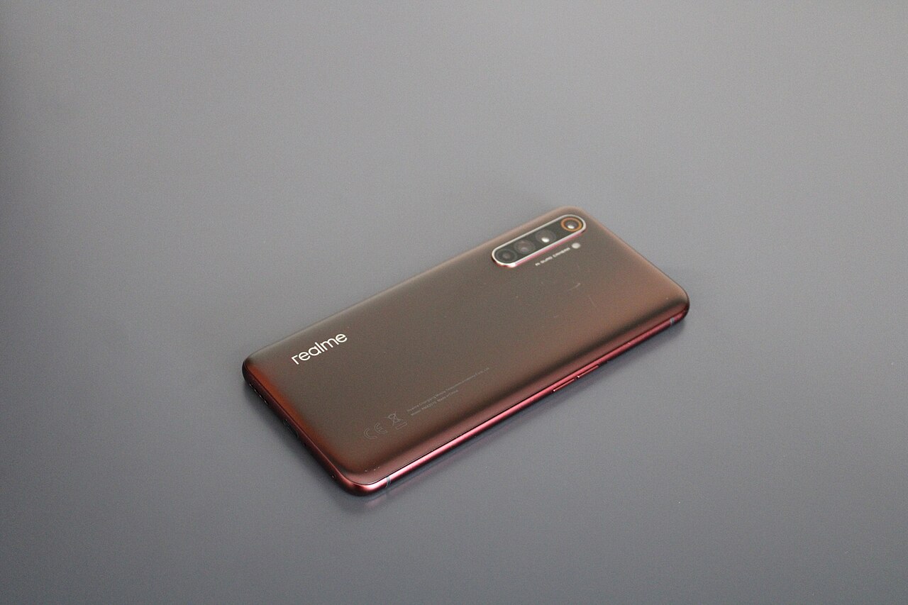 Realme 16 Pro 5G: потужний смартфон для мандрівників із камерою на 200 Мп