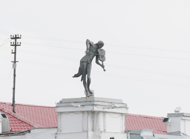 Скульптура «Скрипач на крыше»