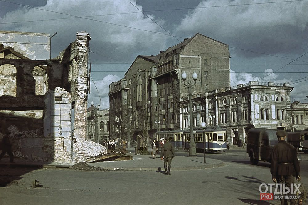 20000000 Kharkov times of German occupation in color